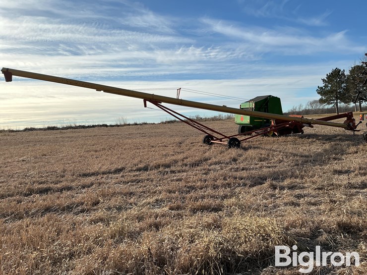 westfield-mk100-10"-x-61’-swing-away-auger-image-4