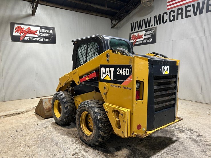 2016-caterpillar-246d-image-2