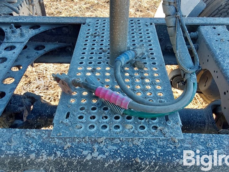 2014-international-prostar-image-10