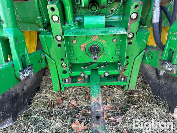 2013-john-deere-6115m-image-9