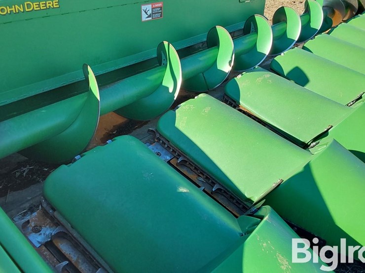 2010-john-deere-612c-image-11