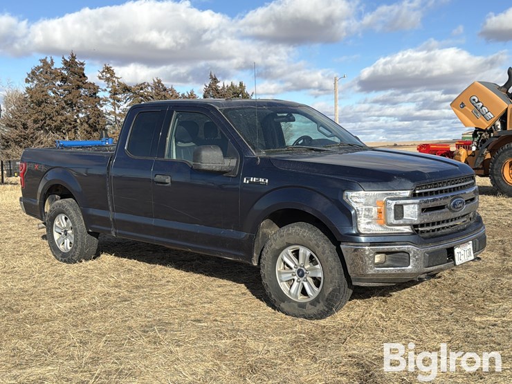 2018-ford-f150-xlt-image-3