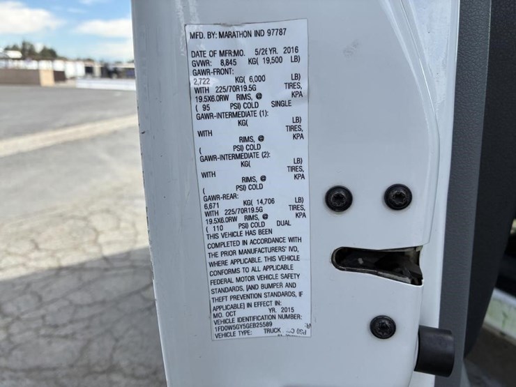 2016-ford-f550-xlt-image-22