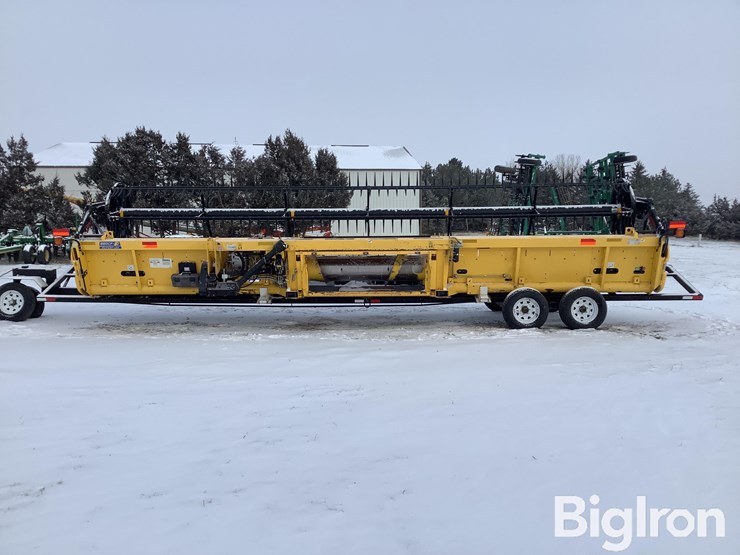 2014-new-holland-880cf-30-image-6