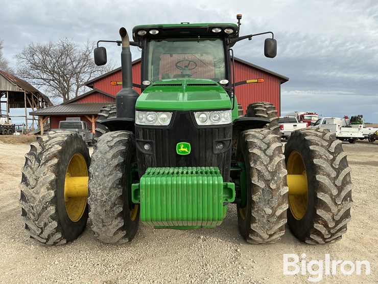 2013-john-deere-8310r-image-2