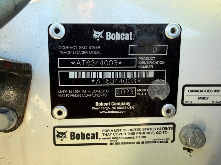2023-bobcat-t770-image-26
