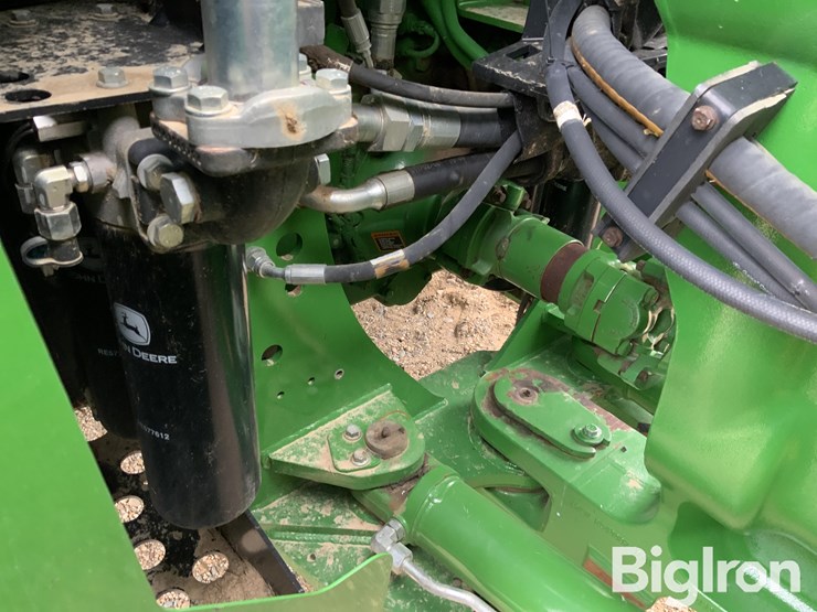 2015-john-deere-9370r-image-15