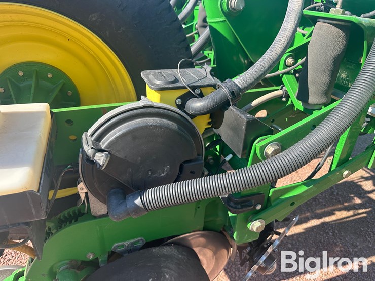 2009-john-deere-1770nt-ccs-image-20