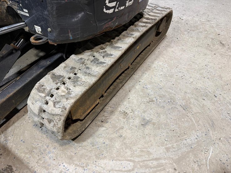 2021-bobcat-e26-image-12