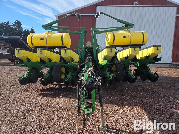 2012-john-deere-1760-image-8