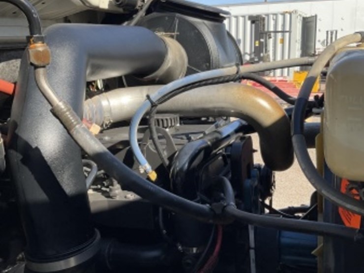 2002-sterling-lt9500-image-23