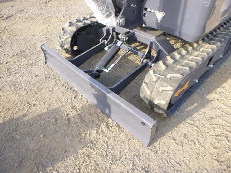 2025-agt-mx20r-hydraulic-excavator-image-15