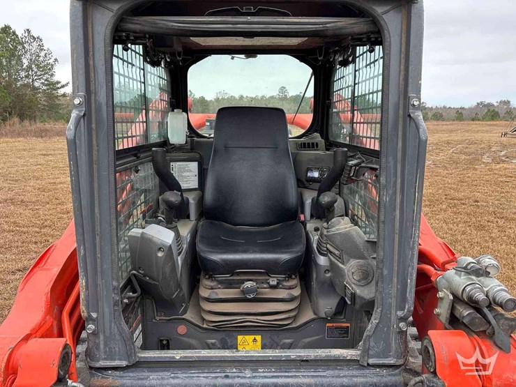 2024-kubota-svl97-2-image-18