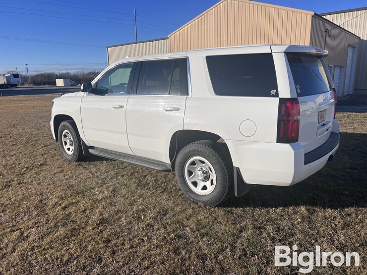 2016-chevrolet-tahoe-image-7