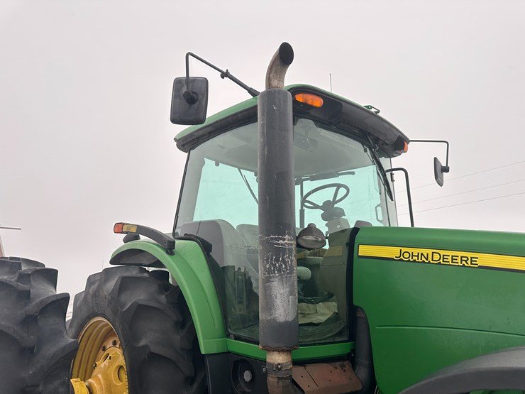 john-deere-8330-image-43
