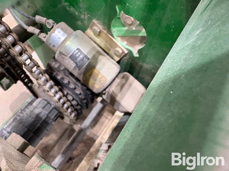 john-deere-1770-image-10