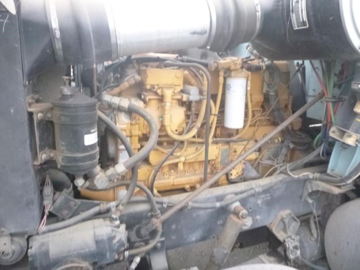 1990-international-9300-image-18