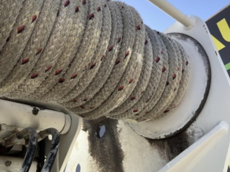 2009-international-7400-image-18