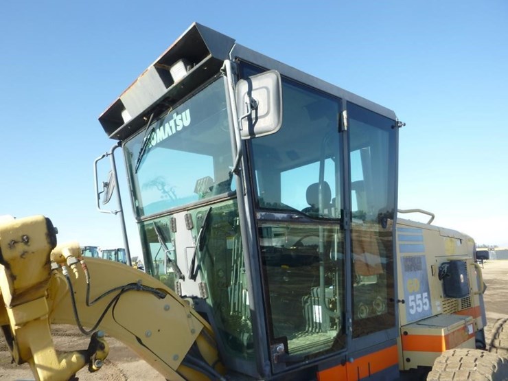 2006-komatsu-gd555-3c-image-6