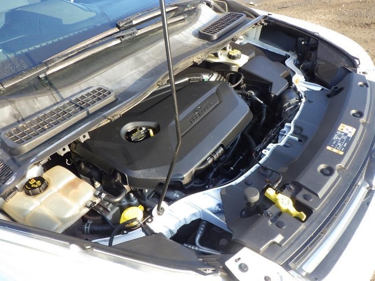 2014-ford-escape-image-11