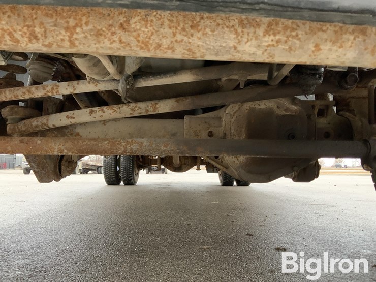 2006-ford-f550-xl-image-15