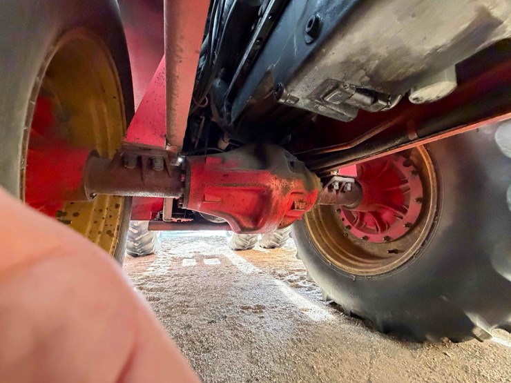 1979-versatile-835-image-26