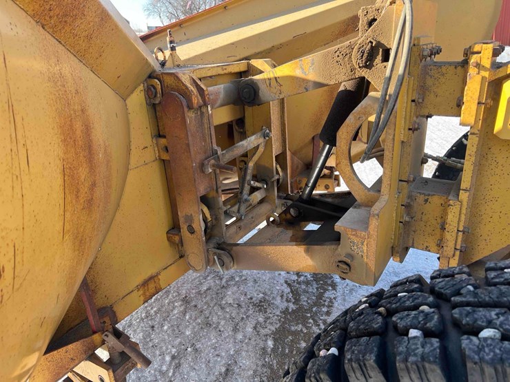 2007-caterpillar-160h-image-31