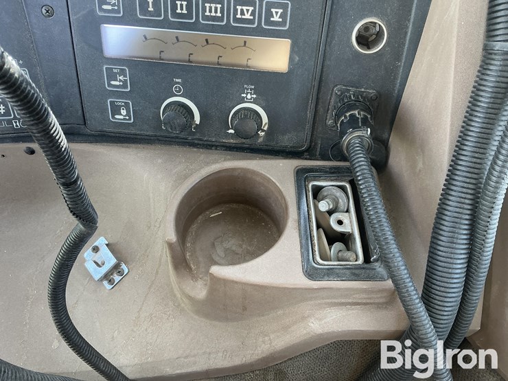 2004-john-deere-3975-image-18