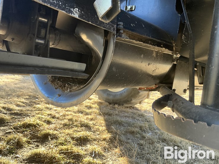 2007-new-holland-cr9060-image-19