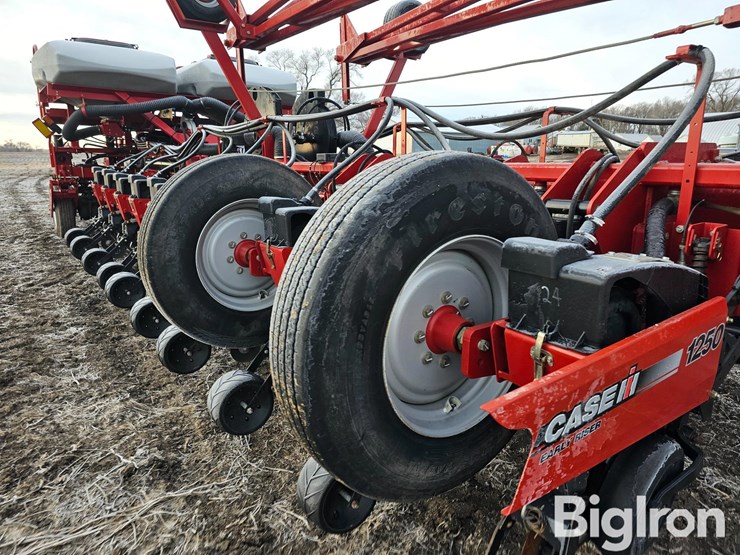 case-ih-1250-image-15