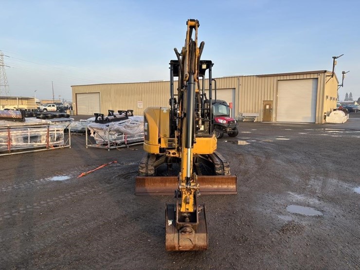 2018-caterpillar-303-image-6