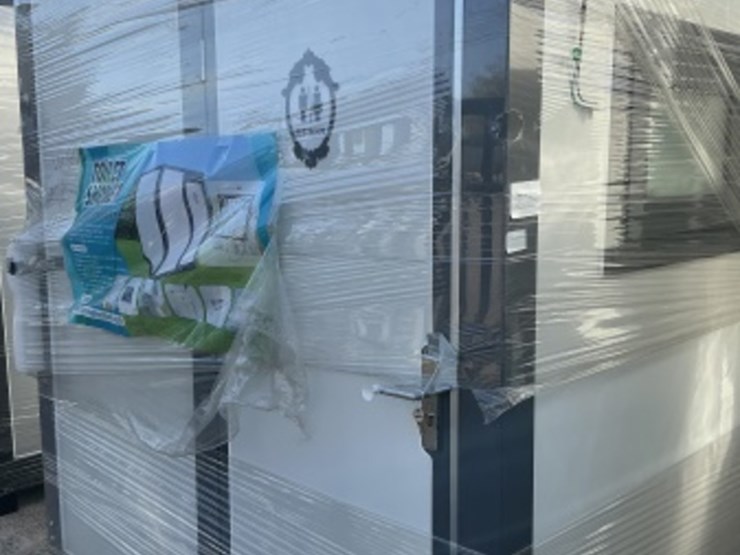 kj-k1522-portable-restroom-unit-image-2