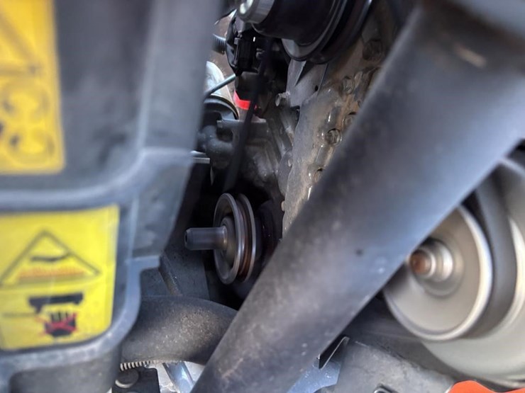 2018-kubota-l2501d-image-42