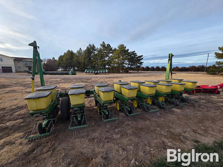 john-deere-7100-image-6