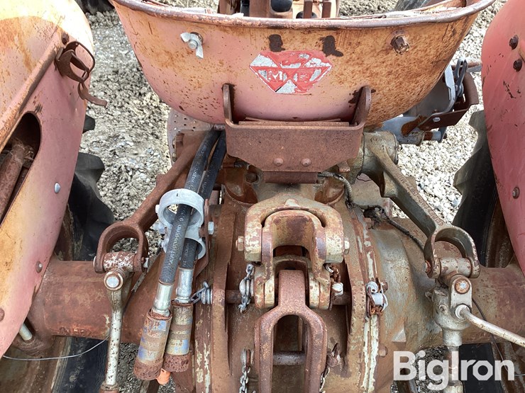 1958-massey-ferguson-65-image-20