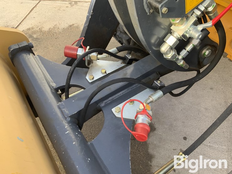 2012-deere-244j-image-13