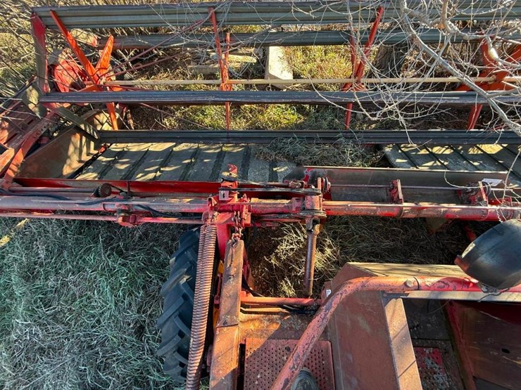 1976-versatile-400-image-5