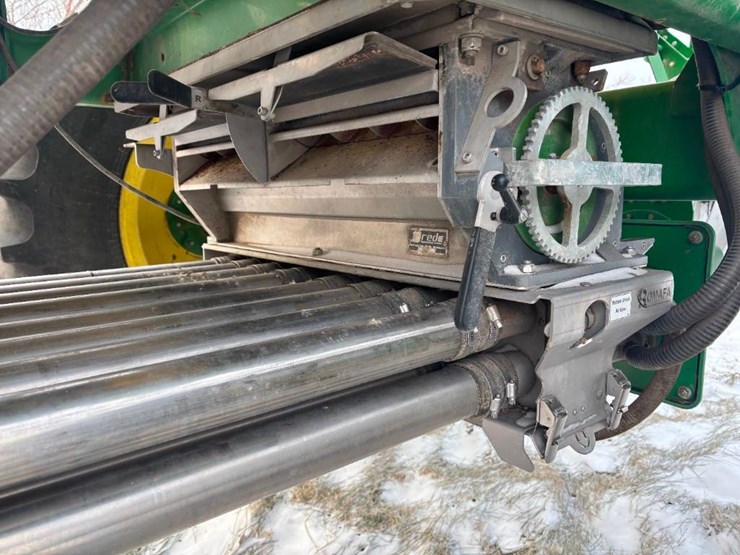 2015-john-deere-1835-image-18