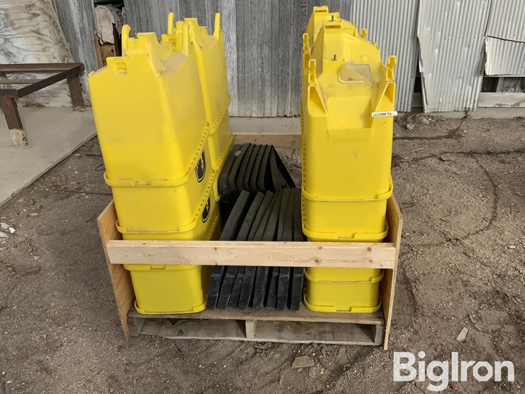 john-deere-16-image-8