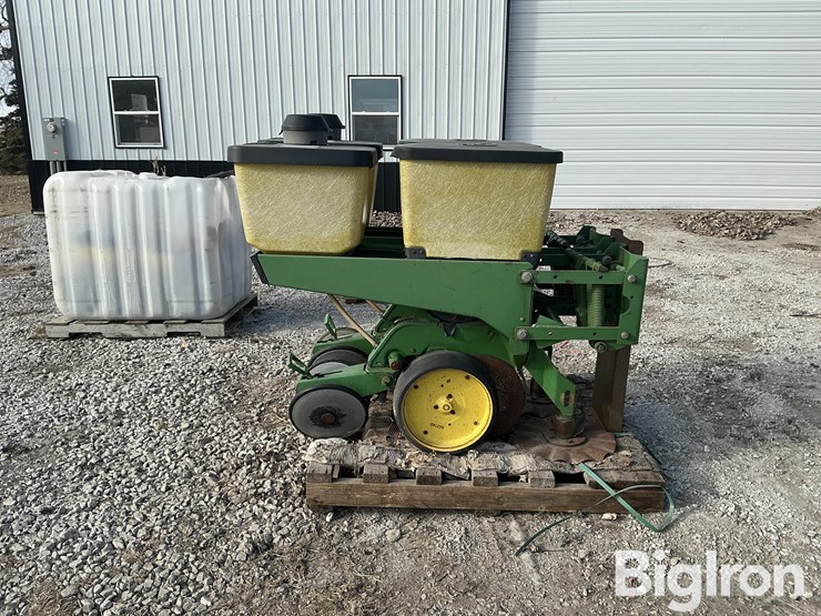 john-deere-7200-image-6