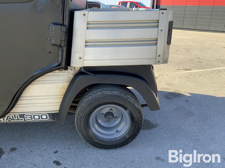 2017-club-car-carryall-300-image-14