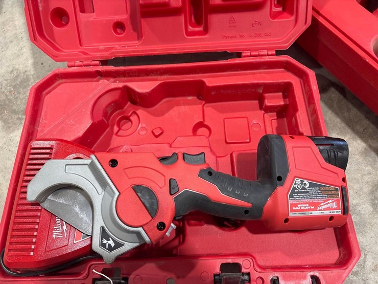 milwaukee-tools-image-1