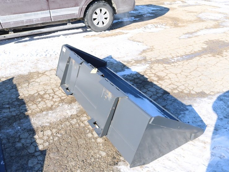 new-holland-78-image-2