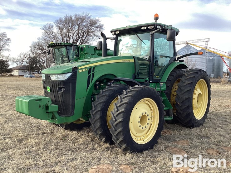 2012-john-deere-8335r-image-1