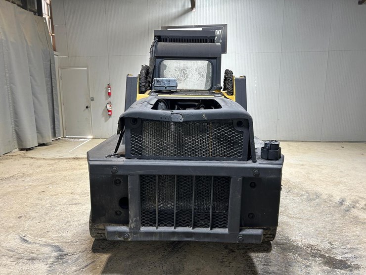 asv-rc-100-skid-steer-loader-image-3