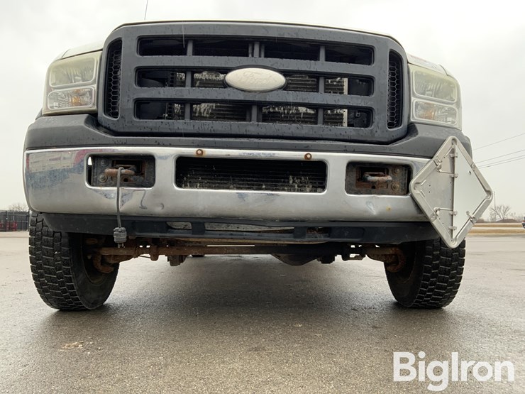 2006-ford-f550-xl-image-13