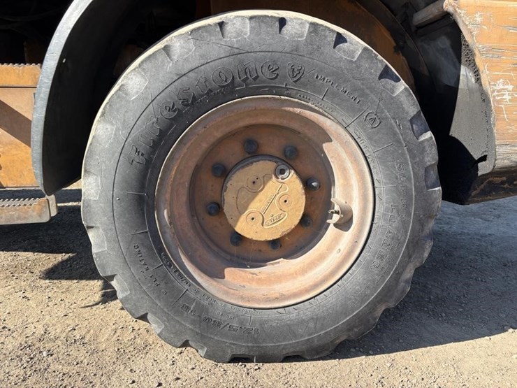 case-21e-wheel-loader-image-18