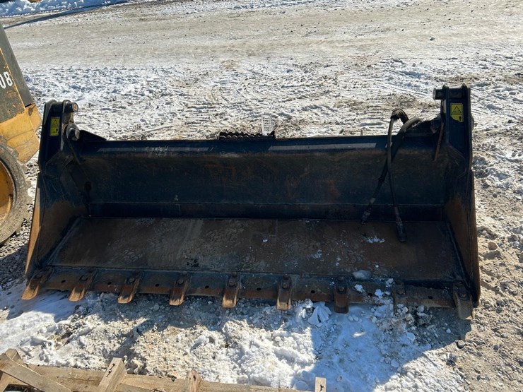 caterpillar-80-image-1