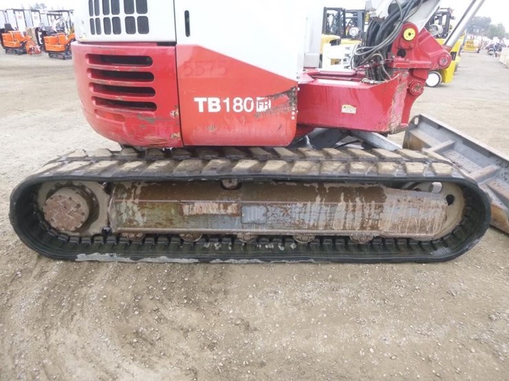 2012-takeuchi-tb180fr-image-34