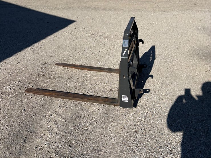 john-deere-444h-image-1